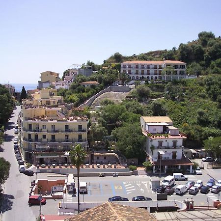 Hotel Villa Bianca Resort Taormina Exterior foto